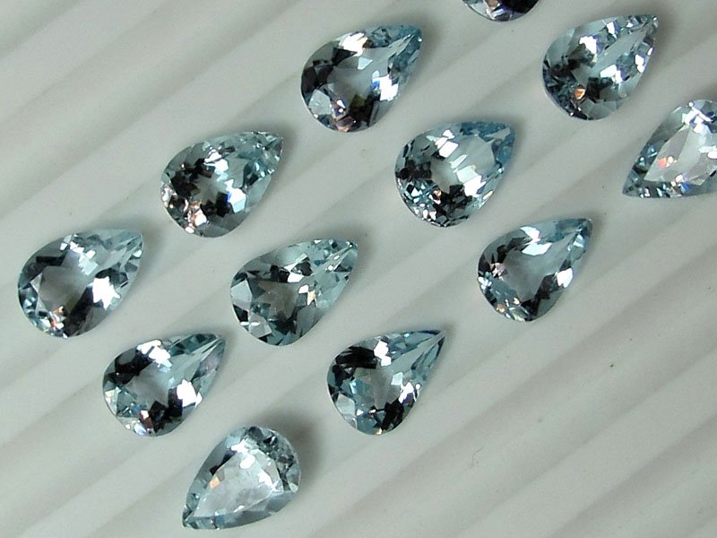 Aquamarine Pear