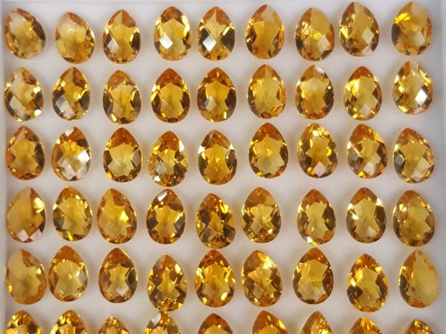 Citrine Pears Checker Board